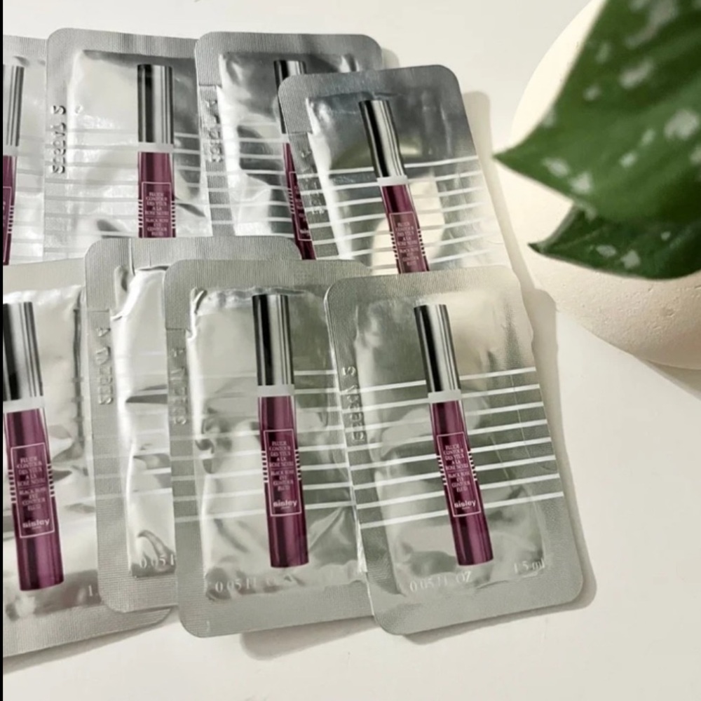 NEW Sisley Black Rose Eye Contour Fluid Serum 10x - Picture 3 of 3